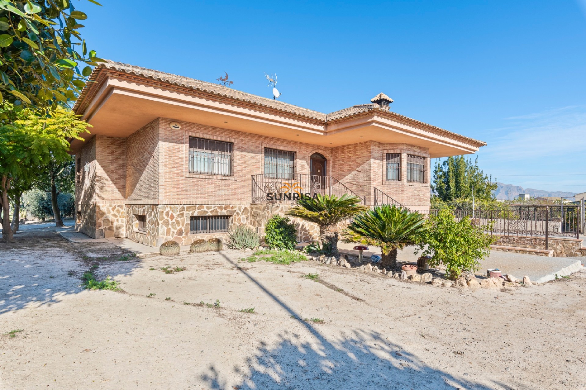 Revente - Finca - Beniel