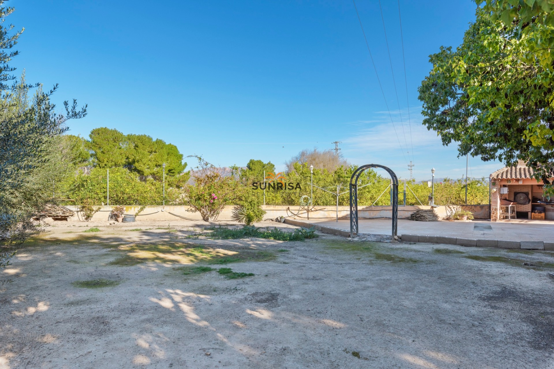 Revente - Finca - Beniel