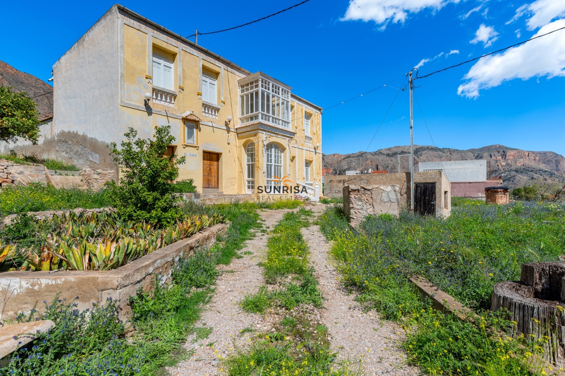 Herverkoop - Finca - Orihuela