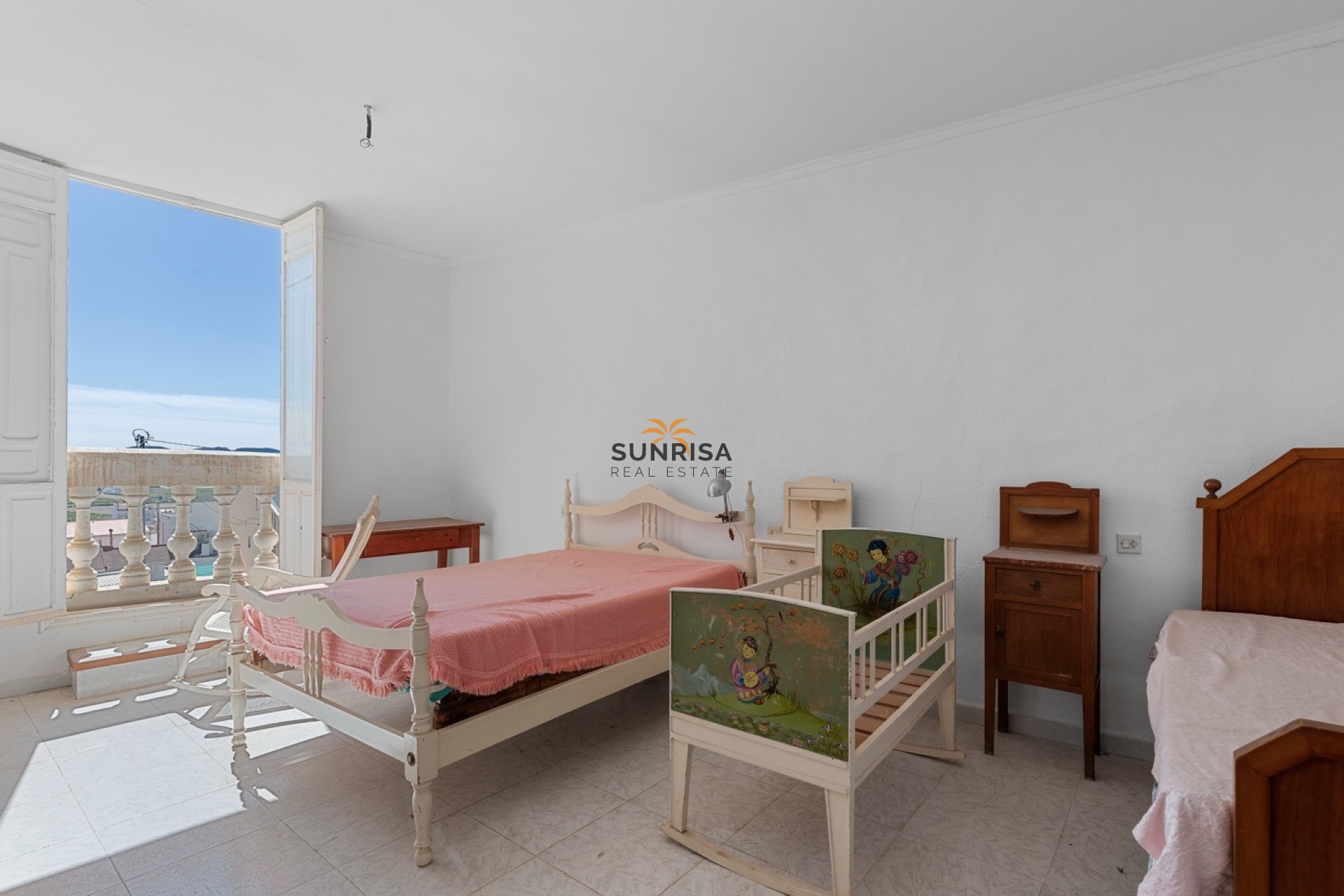Herverkoop - Finca - Orihuela