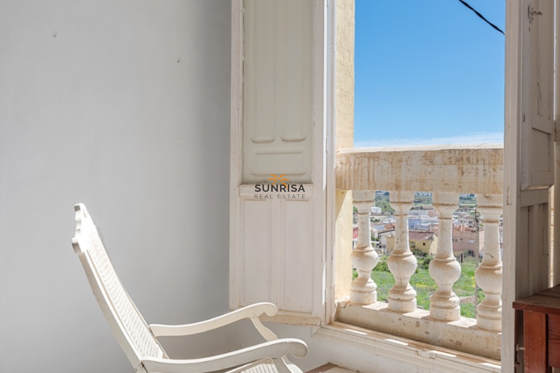 Herverkoop - Finca - Orihuela
