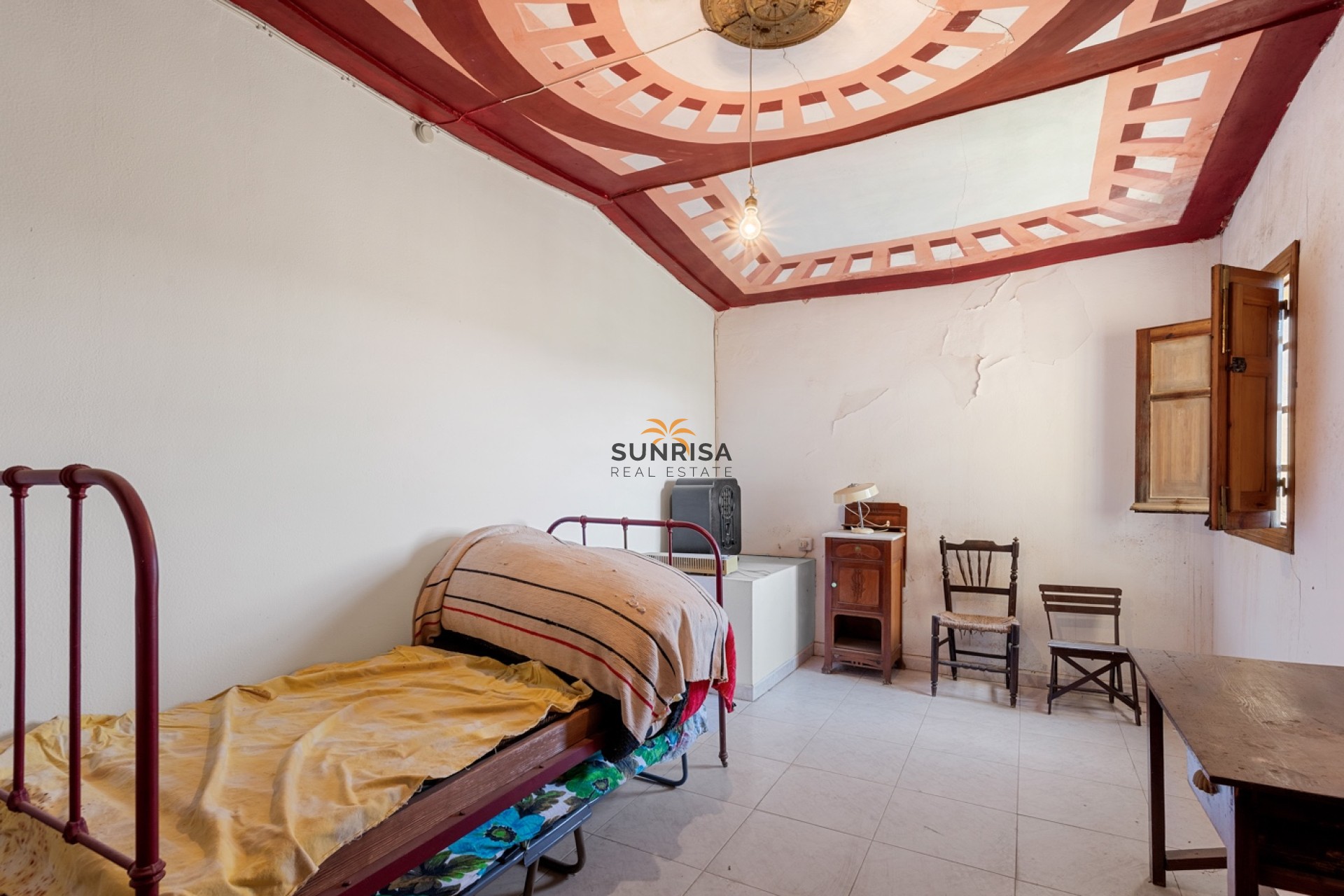 Herverkoop - Finca - Orihuela