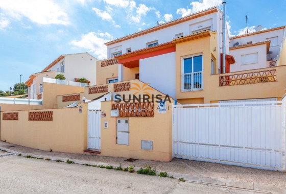 Villa · Resale - Alfas del Pí · Alfas del Pi · Alicante · Spain