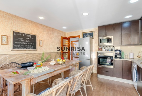 Villa · Resale - Alfas del Pí · Alfas del Pi · Alicante · Spain