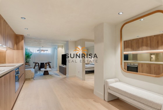 Apartment · Resale - Alicante · Spain