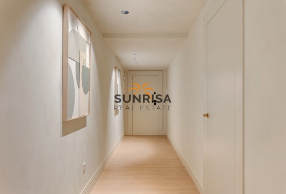 Apartment · Resale - Alicante · Spain