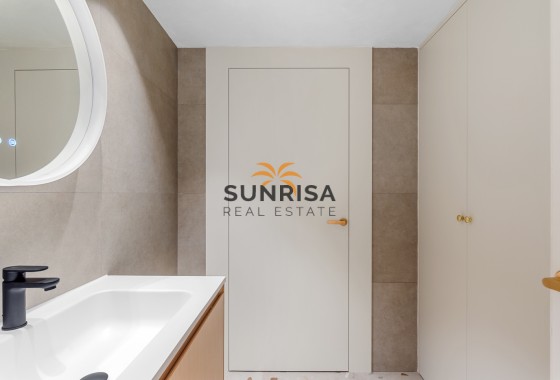 Apartment · Resale - Alicante · Spain