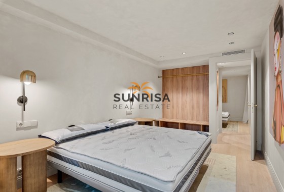 Apartment · Resale - Alicante · Spain