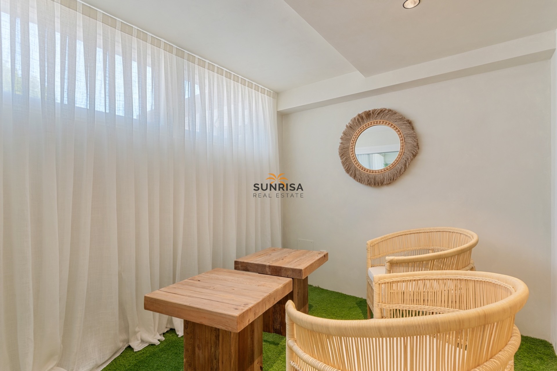 Resale - Apartment - Alicante