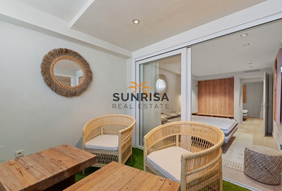 Apartment · Resale - Alicante · Spain