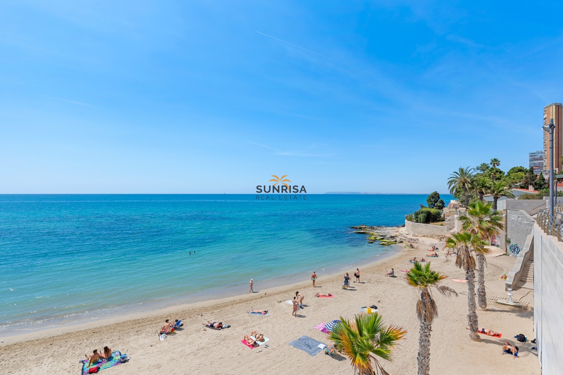 Resale - Apartment - Alicante