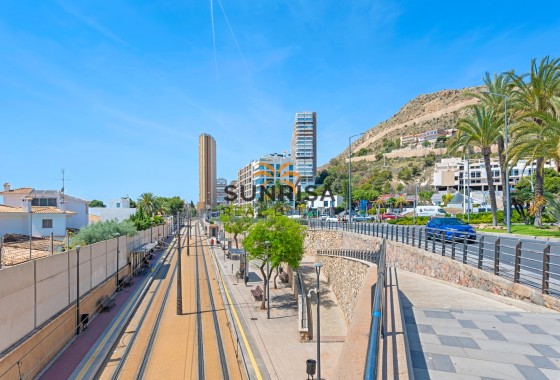 Apartment · Resale - Alicante · Spain