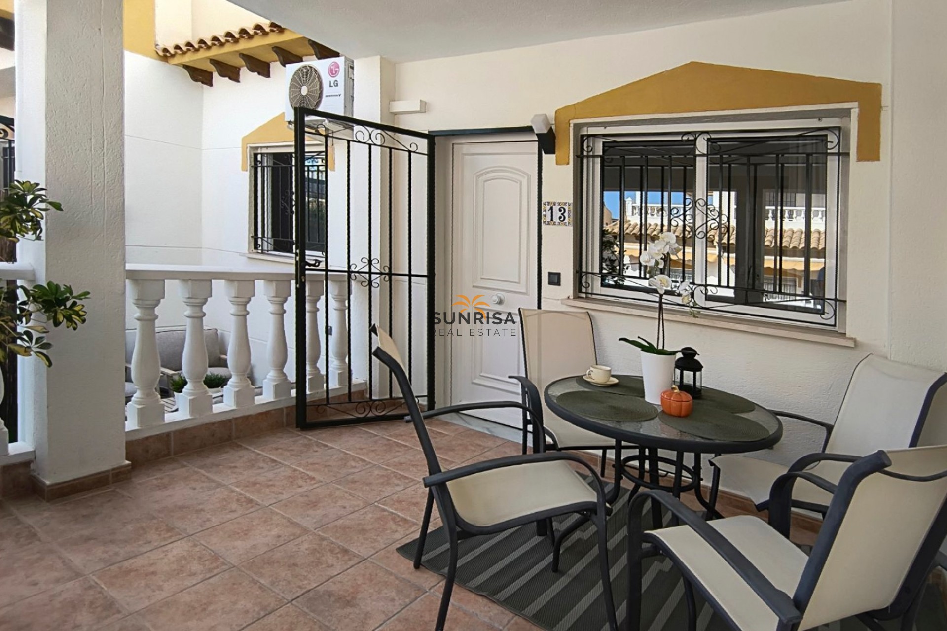 Herverkoop - Herenhuis - Orihuela Costa