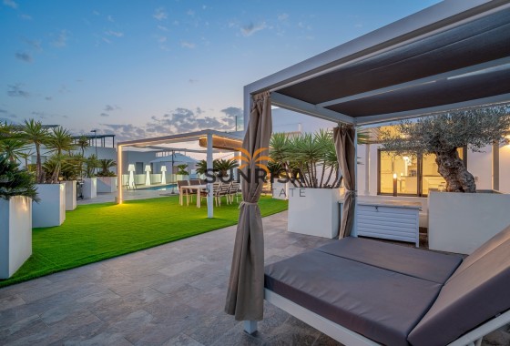 Villa · Resale - Orihuela Costa · Villamartín · Alicante · Spain