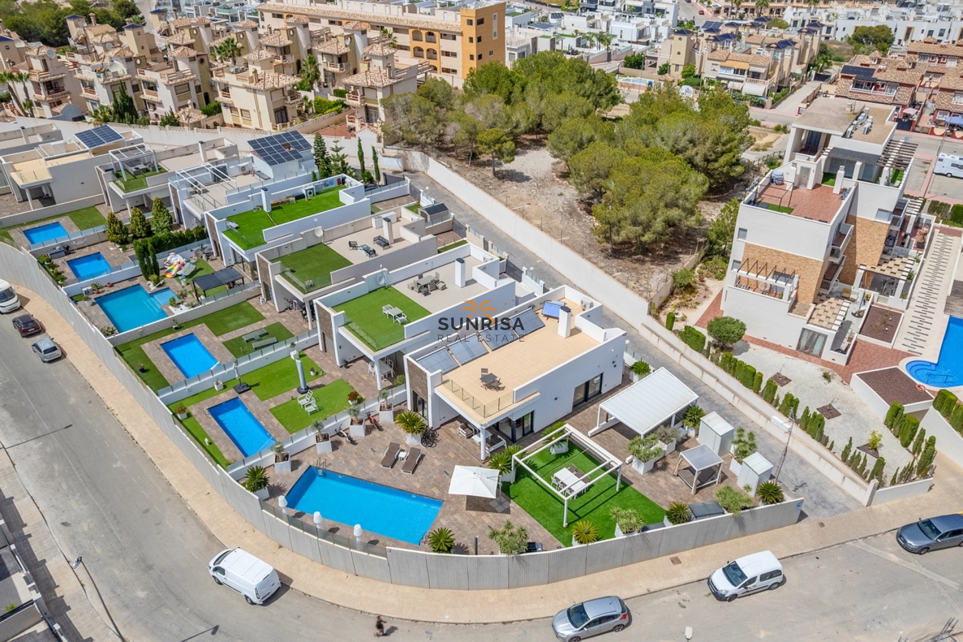 Herverkoop - Villa - Orihuela Costa