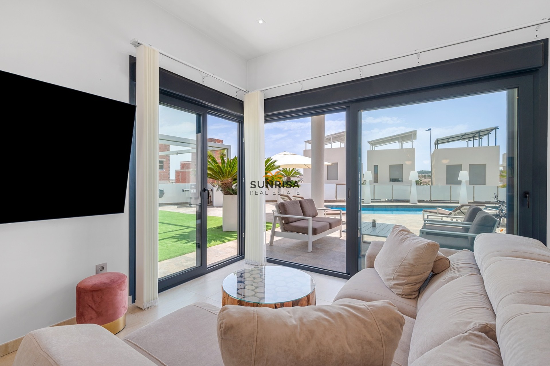 Herverkoop - Villa - Orihuela Costa