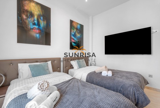 Villa · Resale - Orihuela Costa · Villamartín · Alicante · Spain