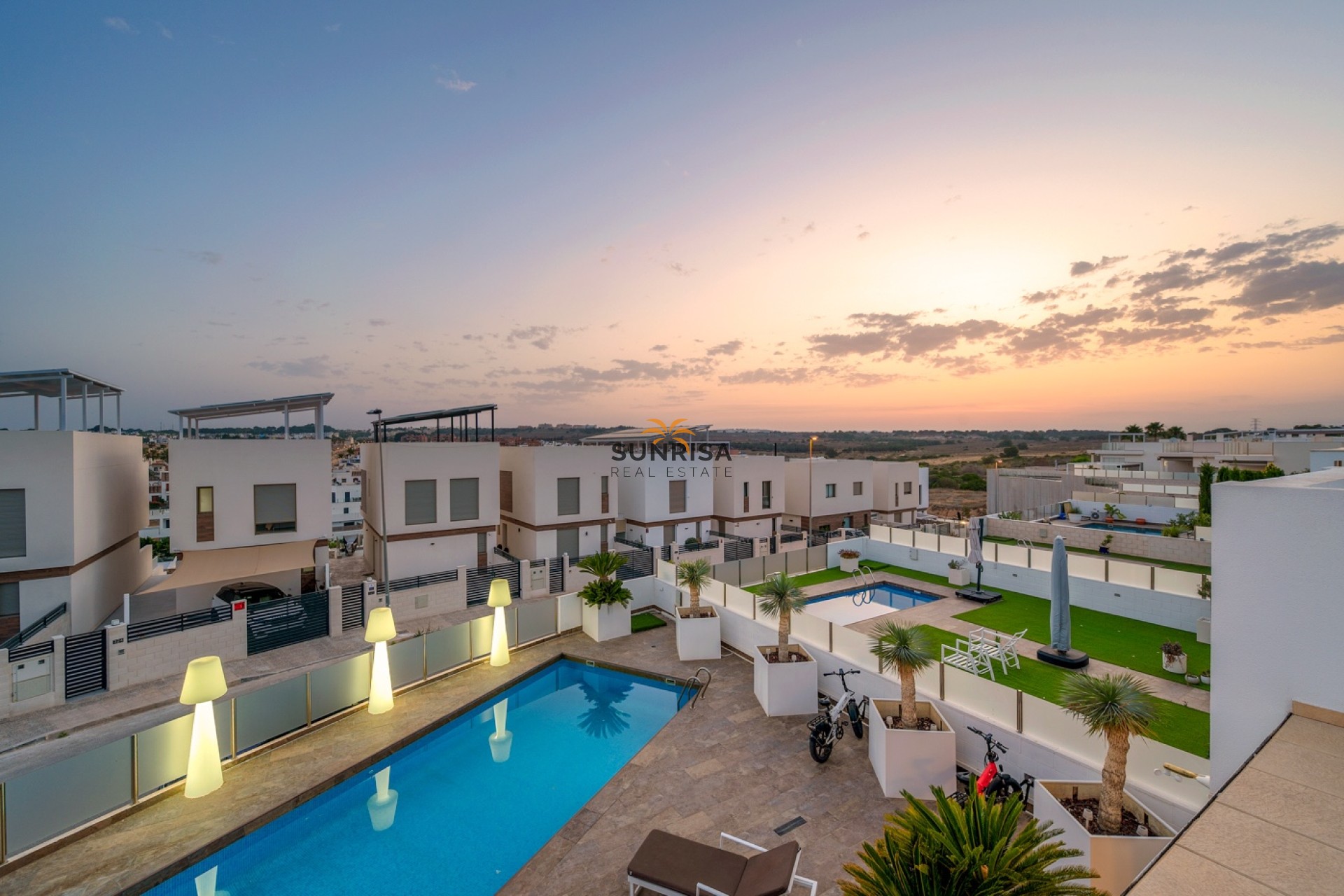 Herverkoop - Villa - Orihuela Costa