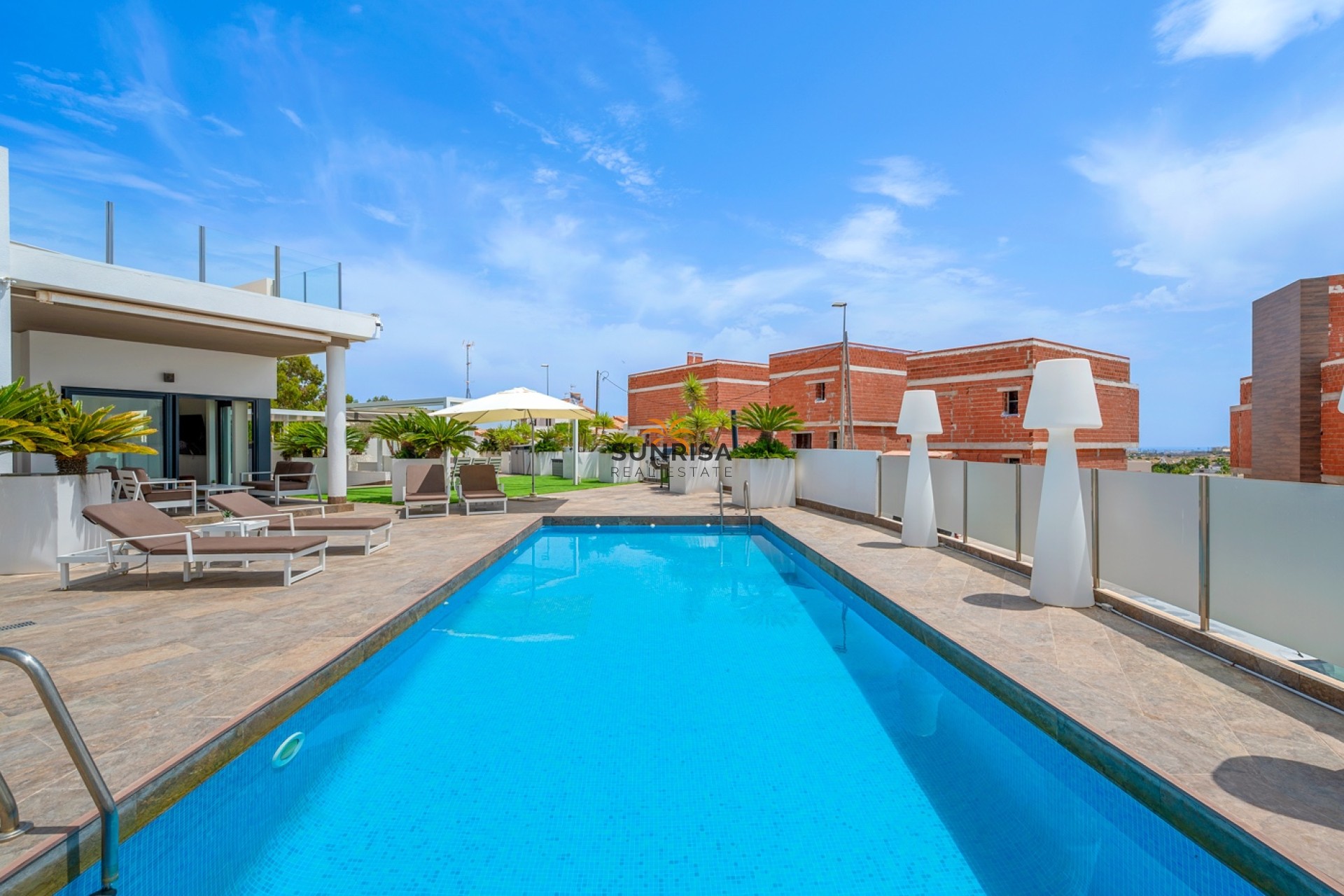 Herverkoop - Villa - Orihuela Costa