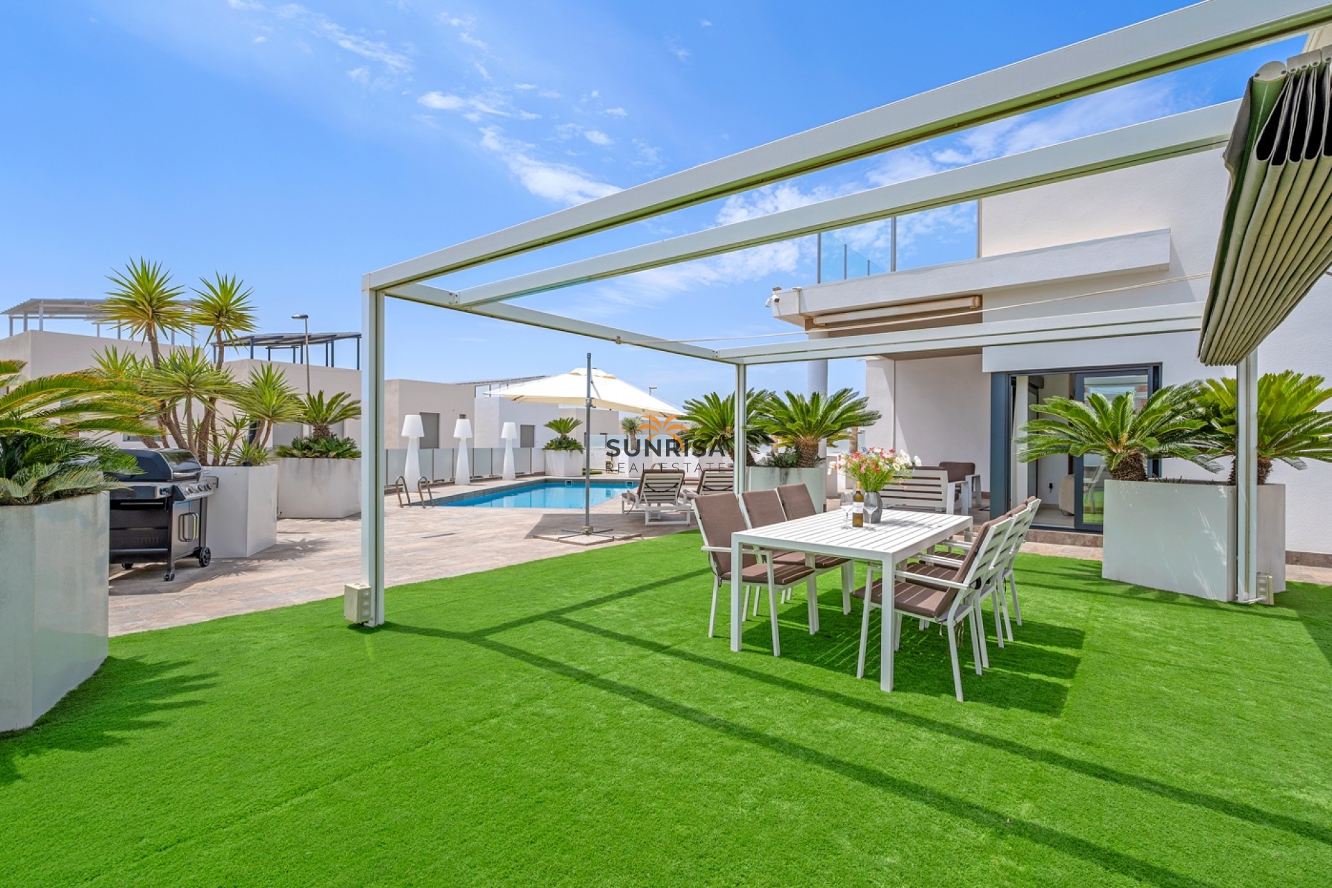 Herverkoop - Villa - Orihuela Costa