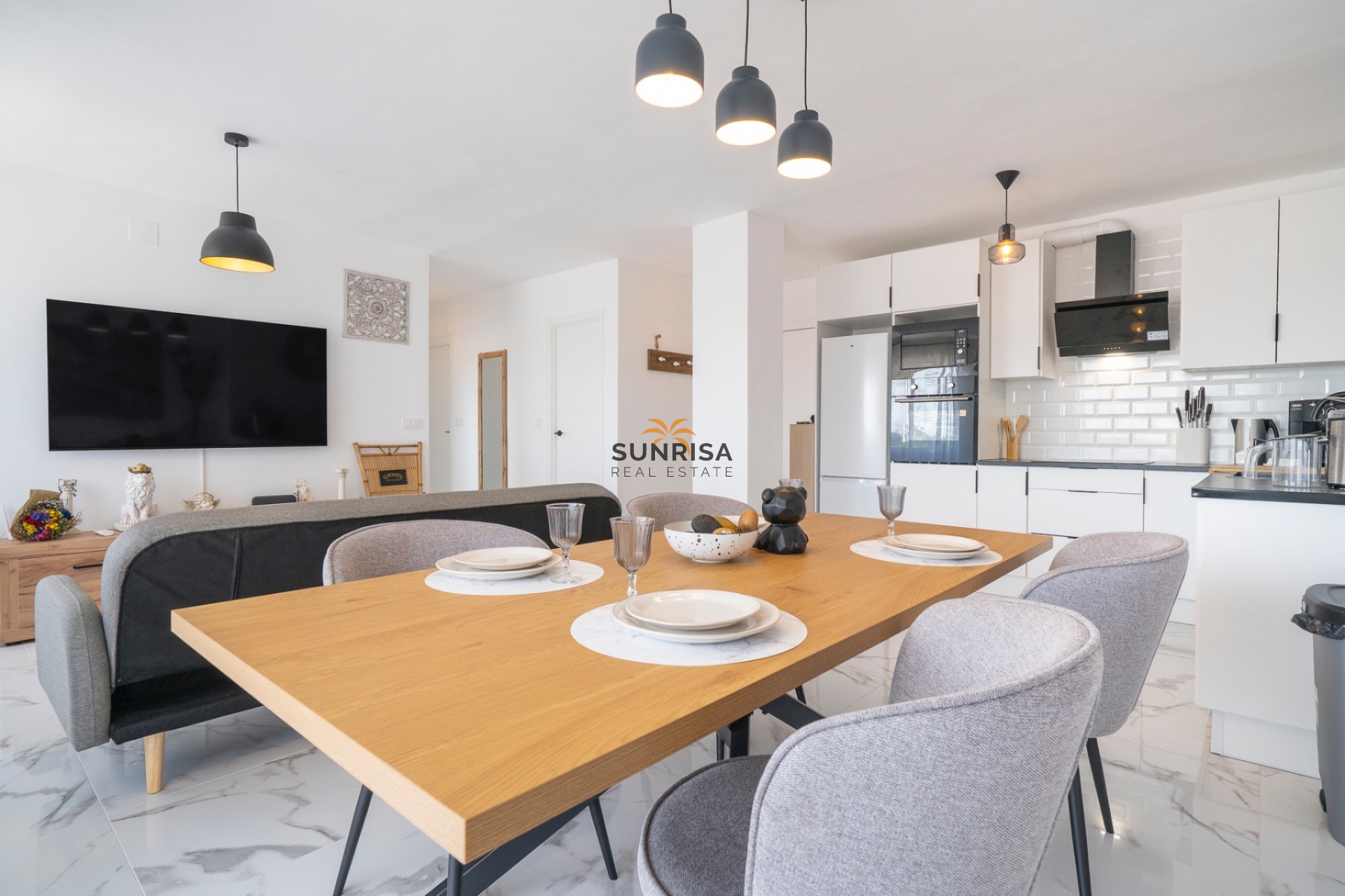 Resale - Apartment - Punta Prima