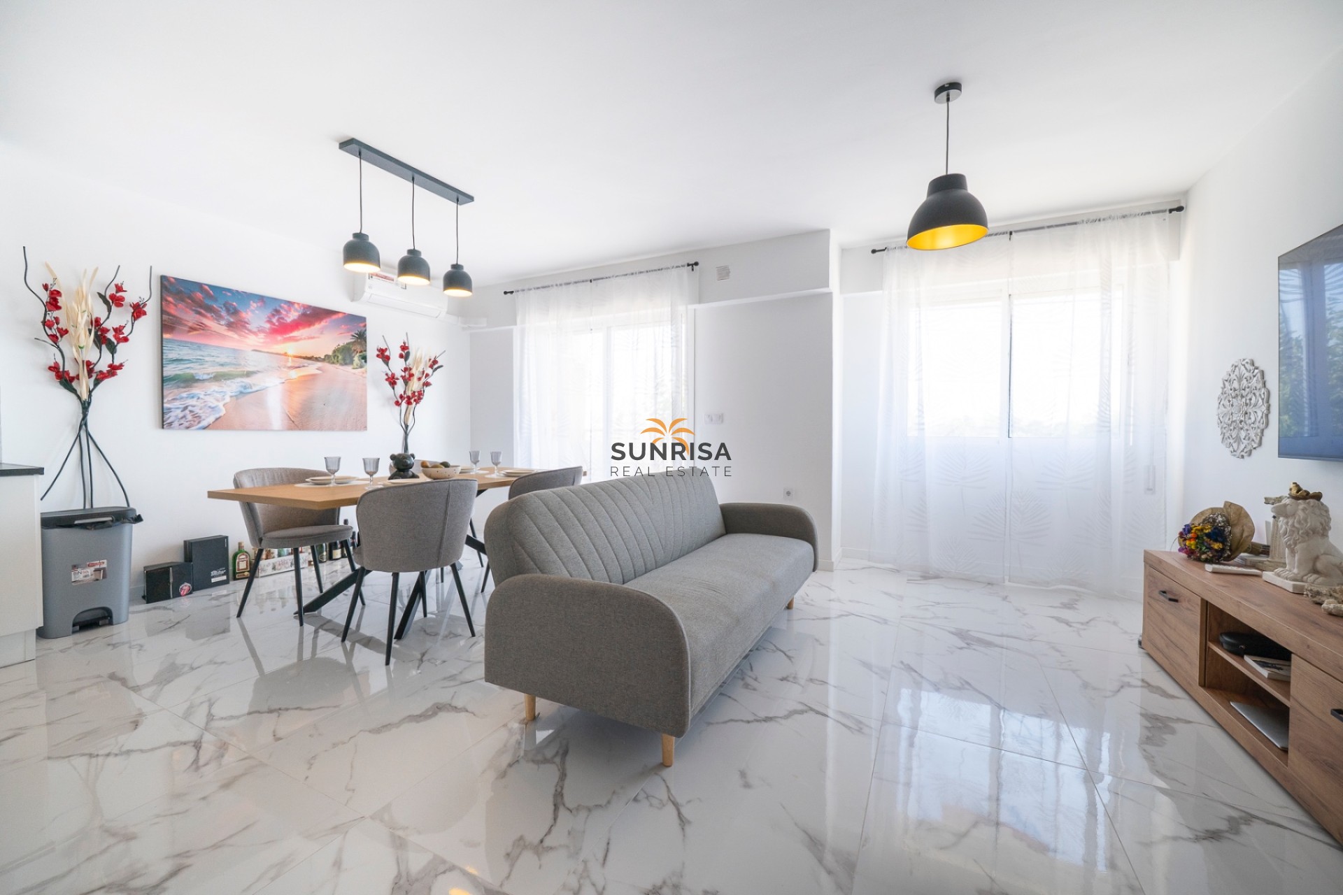 Resale - Apartment - Punta Prima
