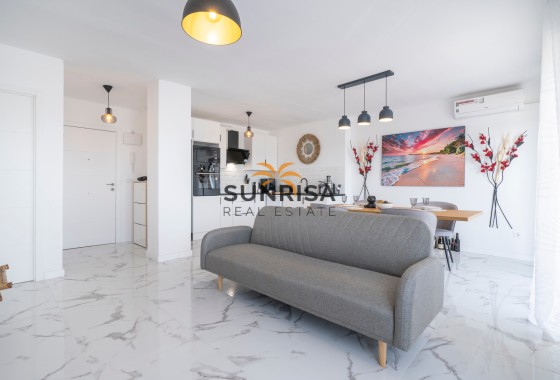 Apartment · Resale - Punta Prima · Alicante · Spain