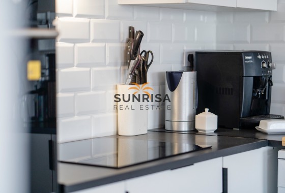 Apartment · Resale - Punta Prima · Alicante · Spain