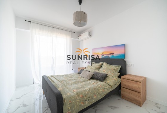 Apartment · Resale - Punta Prima · Alicante · Spain
