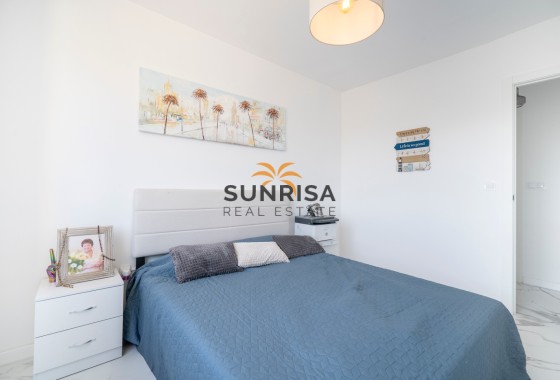 Apartment · Resale - Punta Prima · Alicante · Spain