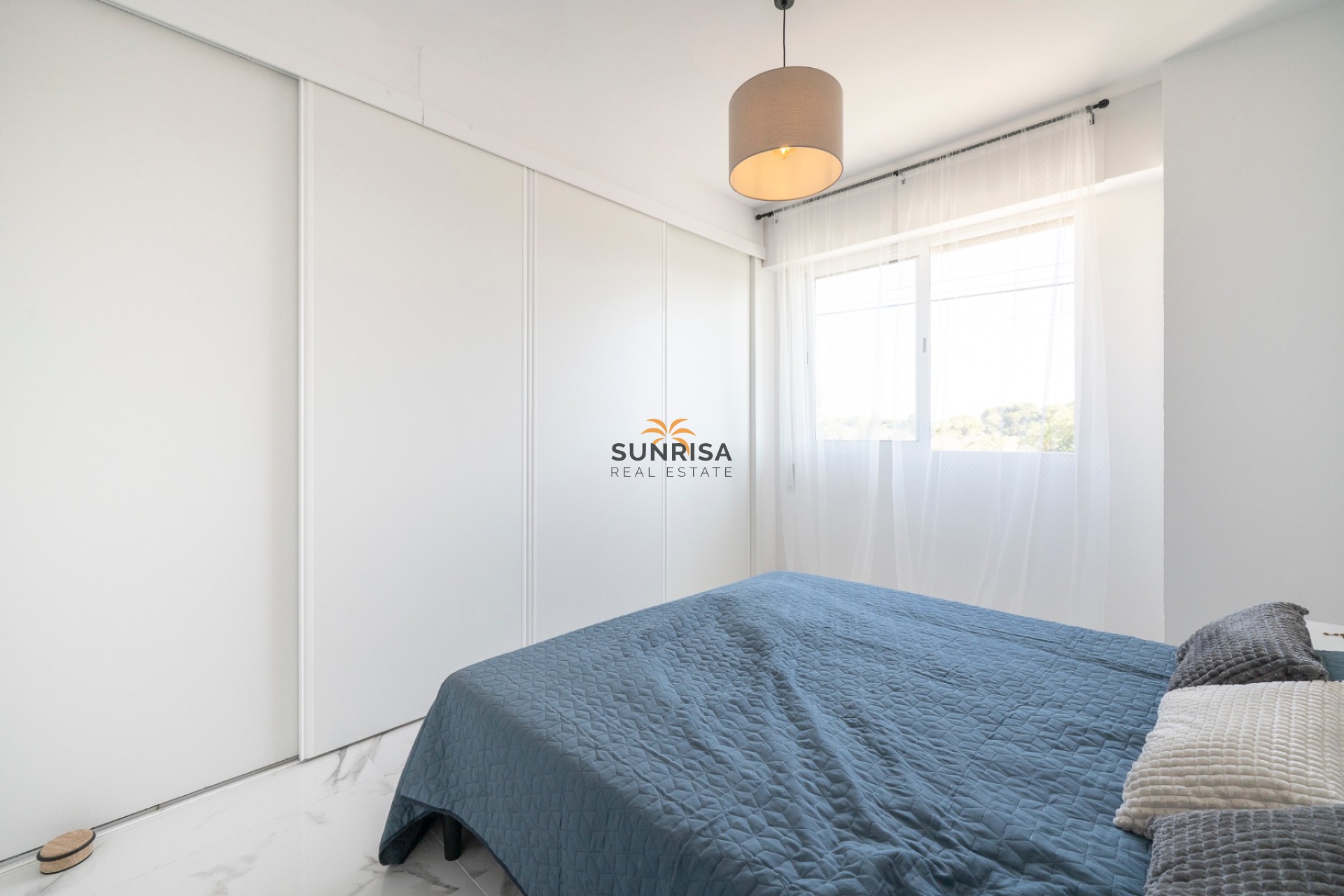 Resale - Apartment - Punta Prima