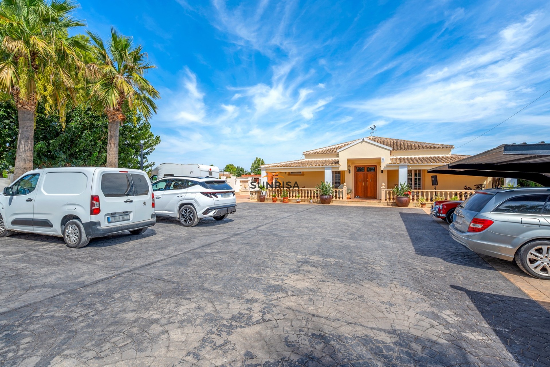 Resale - Finca - Almoradí