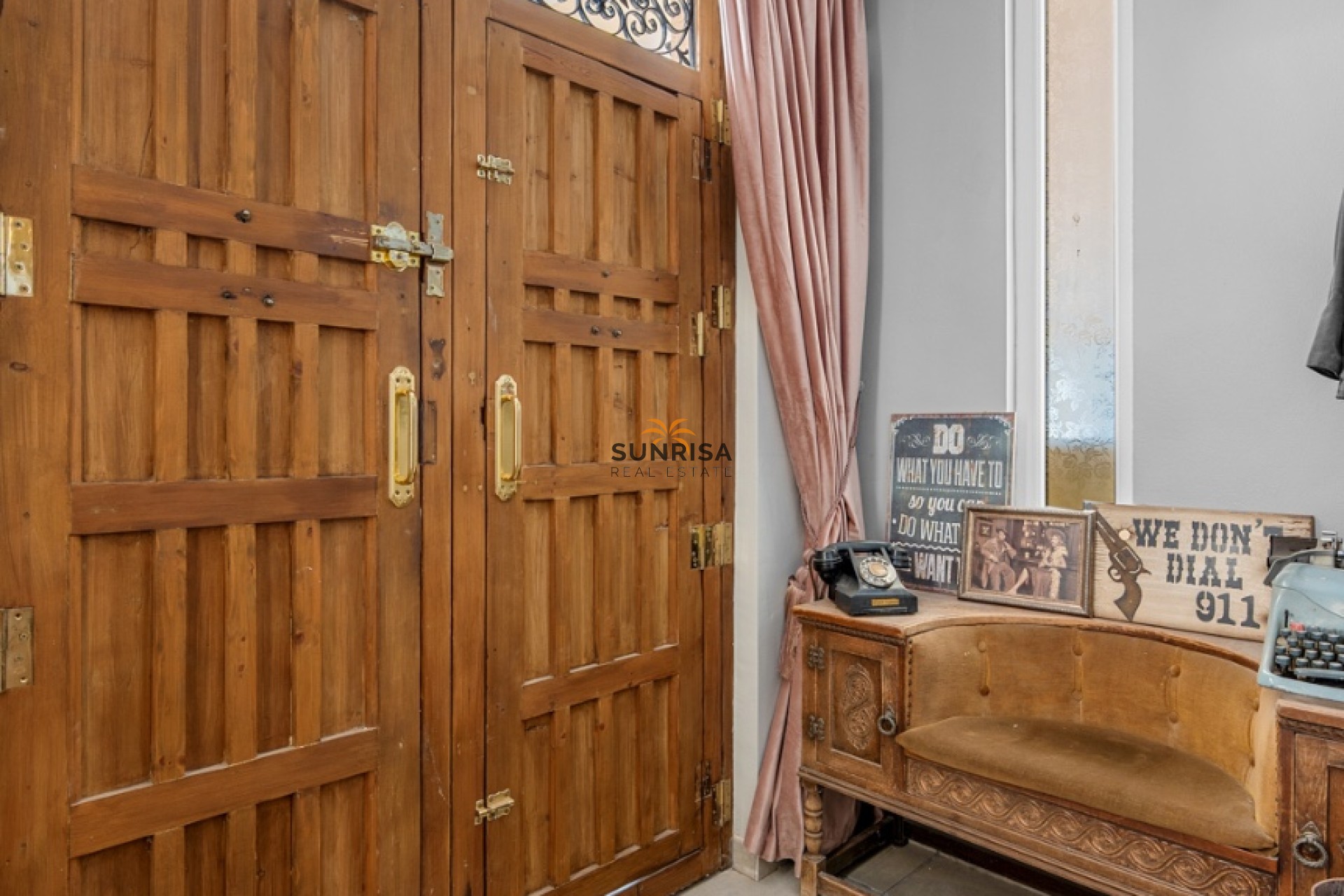 Resale - Finca - Almoradí