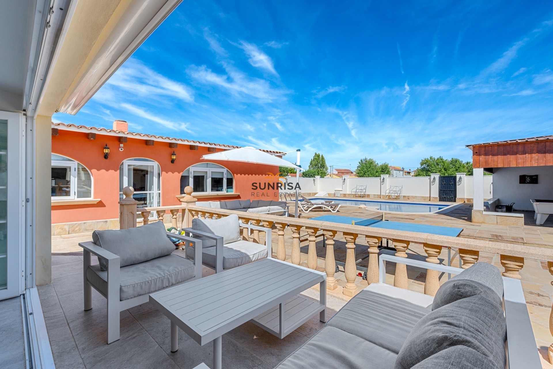 Resale - Finca - Almoradí