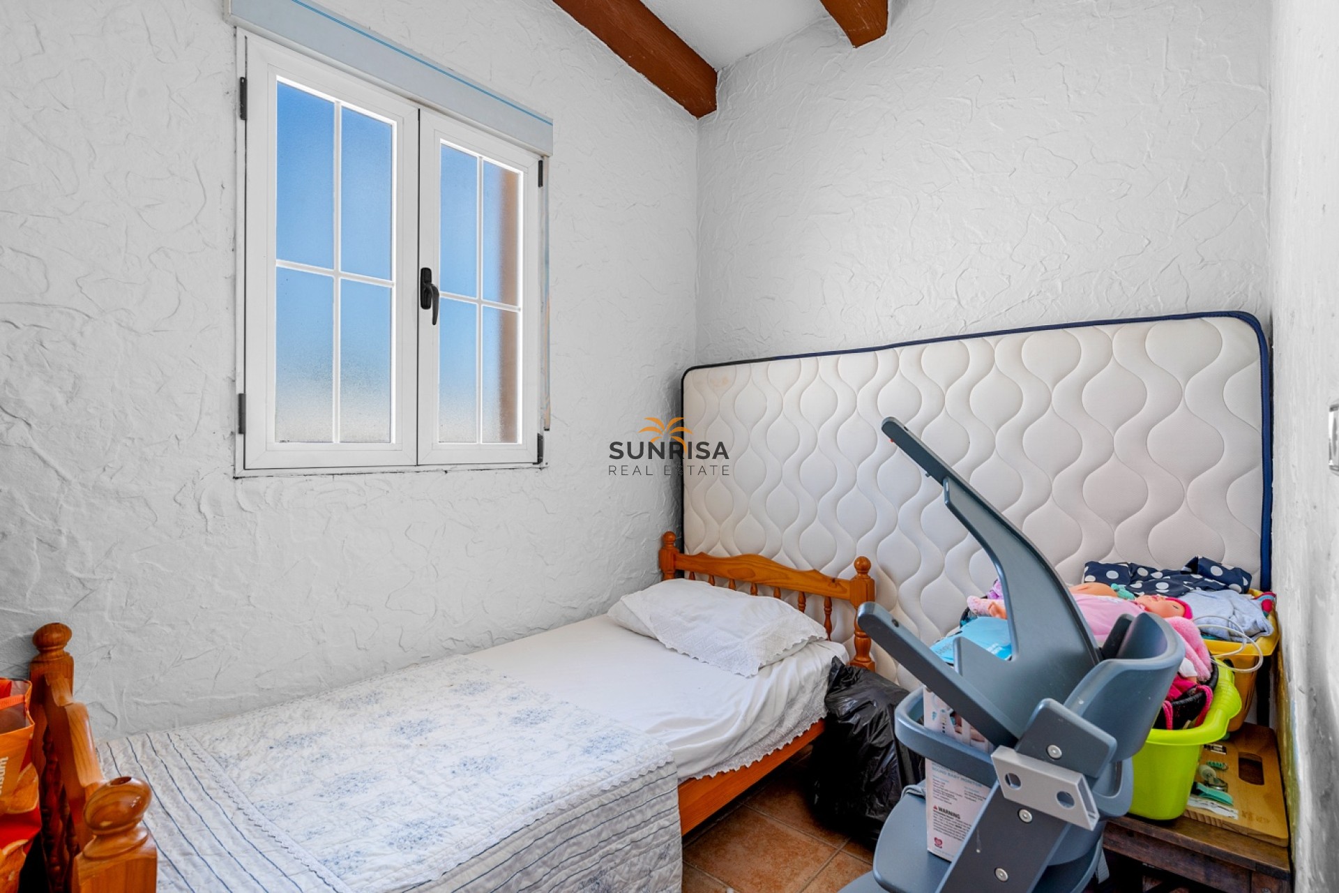 Resale - Finca - Almoradí