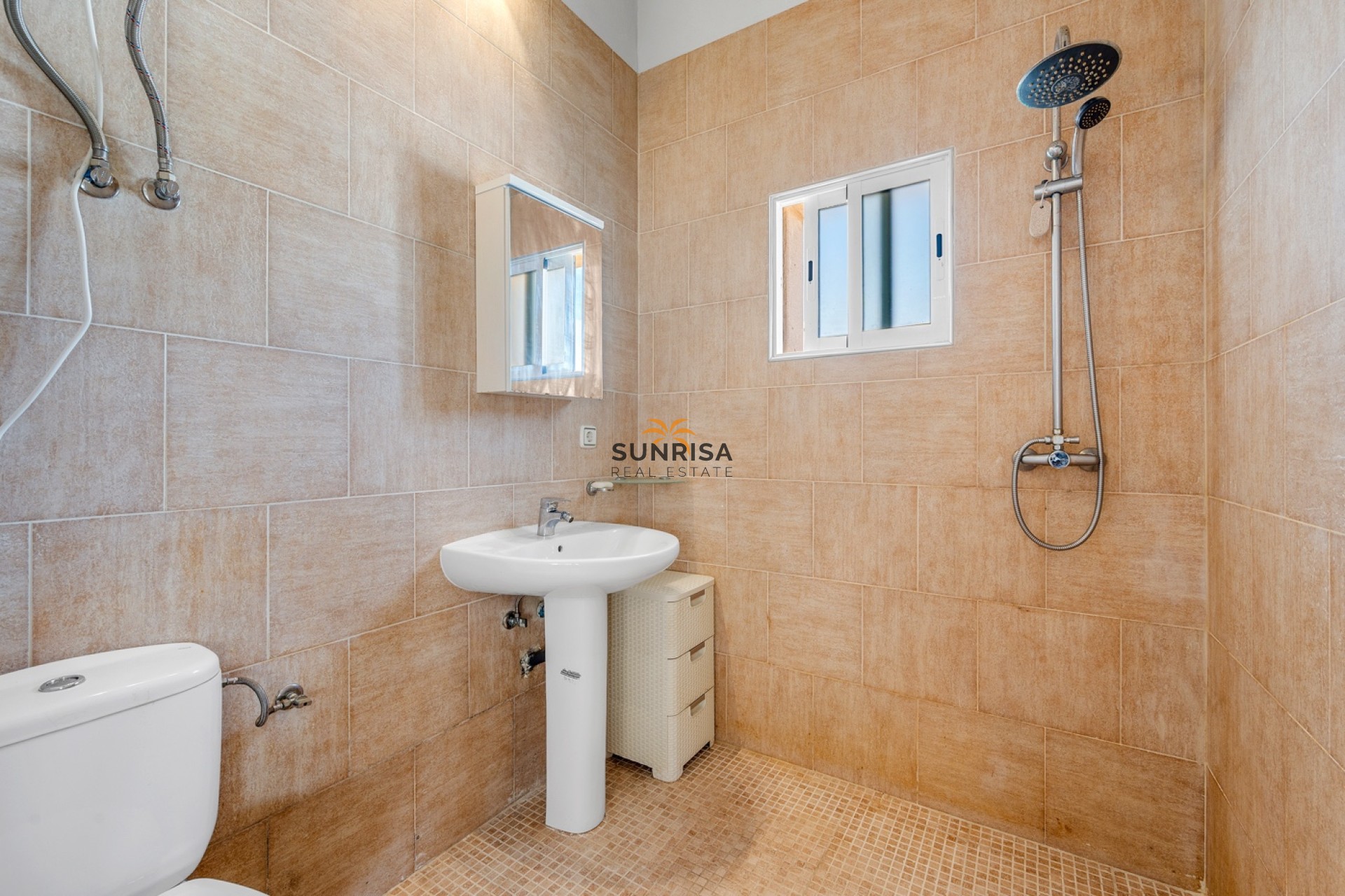 Resale - Finca - Almoradí