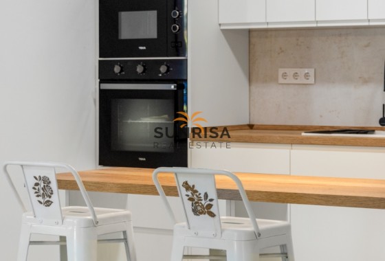 Appartement · Herverkoop - Torrevieja · Playa del Acequión · Alicante · Spanje