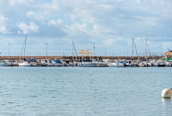 Appartement · Herverkoop - Torrevieja · Playa del Acequión · Alicante · Spanje