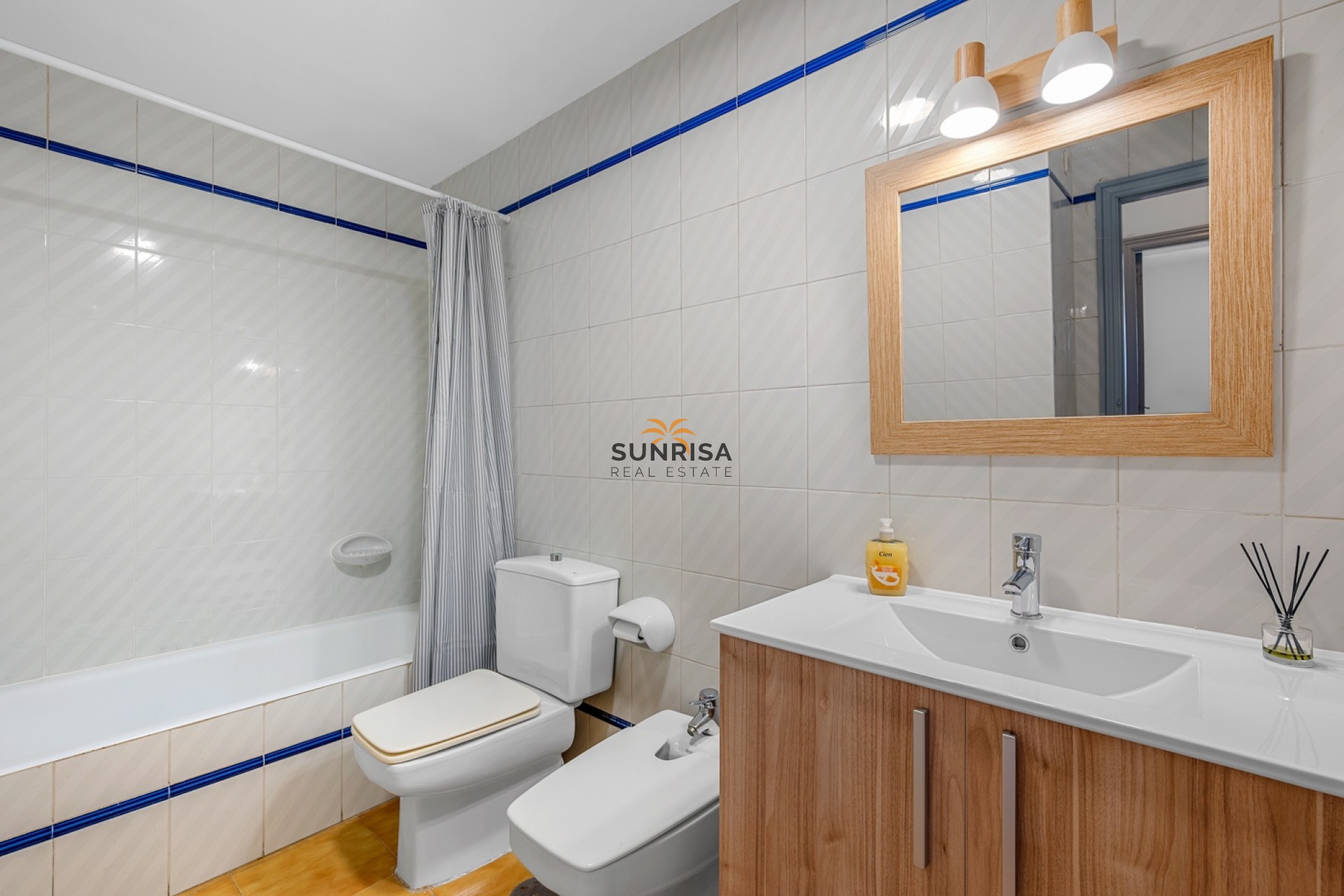 Reventa - Apartamento - Altea