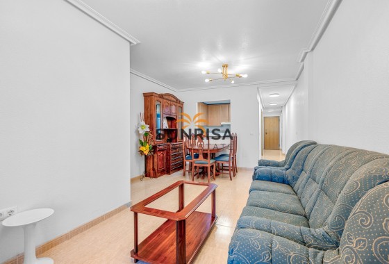 Apartamento · Reventa - Torrevieja · Alicante · España