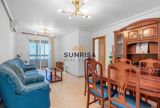 Apartamento · Reventa - Torrevieja · Alicante · España