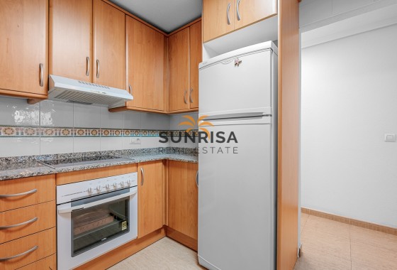 Apartamento · Reventa - Torrevieja · Alicante · España