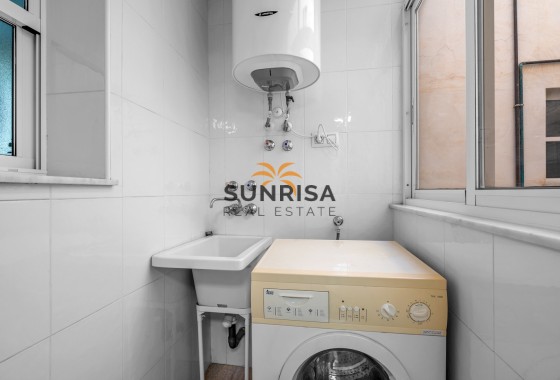 Apartamento · Reventa - Torrevieja · Alicante · España
