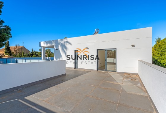 Villa · Resale - Orihuela Costa · Campoamor · Alicante · Spain