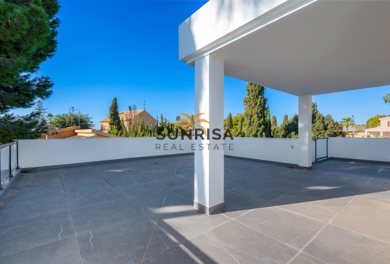 Villa · Resale - Orihuela Costa · Campoamor · Alicante · Spain