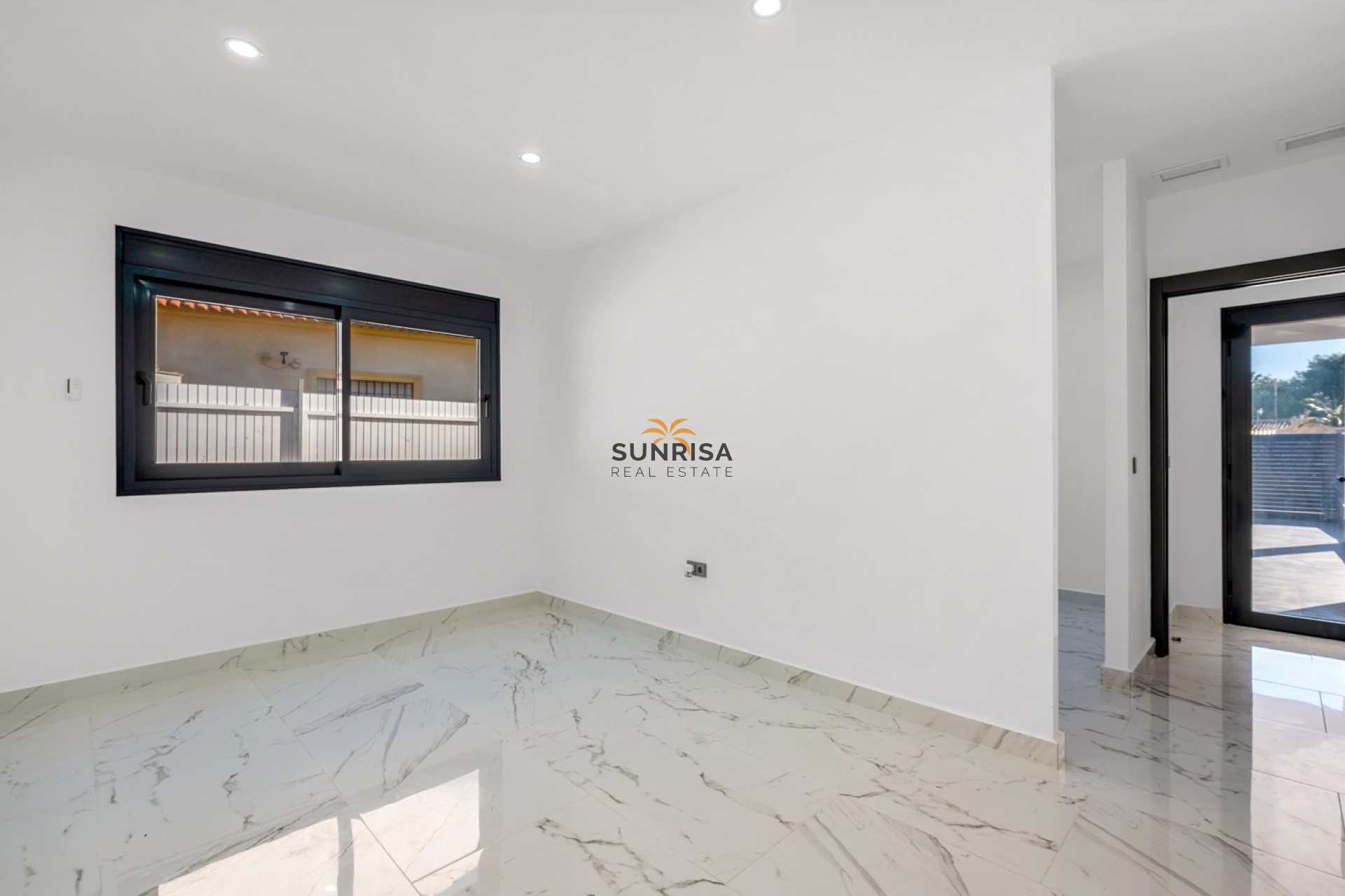 Herverkoop - Villa - Orihuela Costa