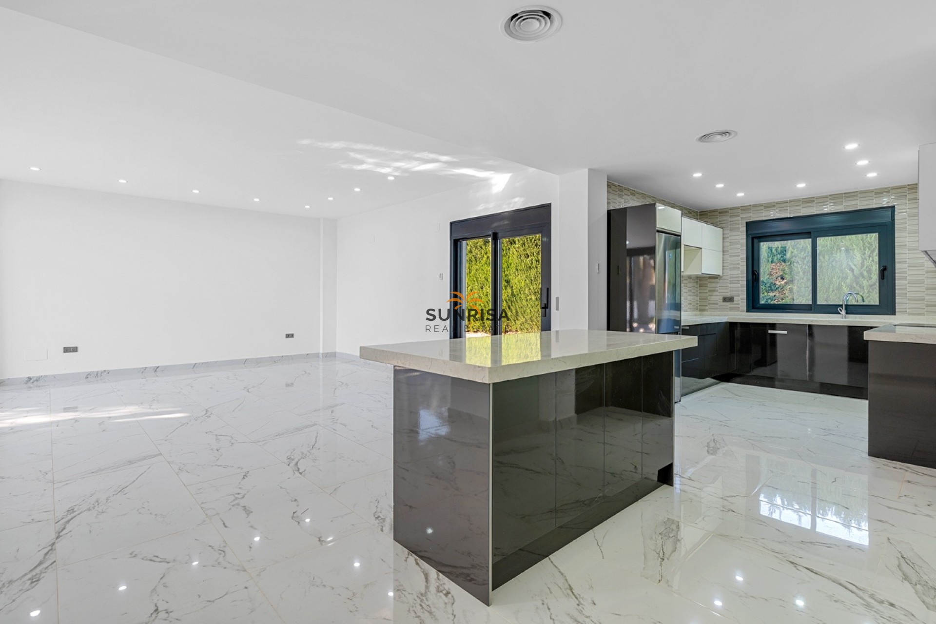Herverkoop - Villa - Orihuela Costa