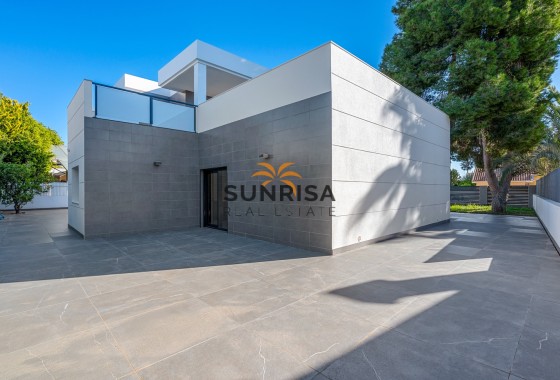 Villa · Resale - Orihuela Costa · Campoamor · Alicante · Spain