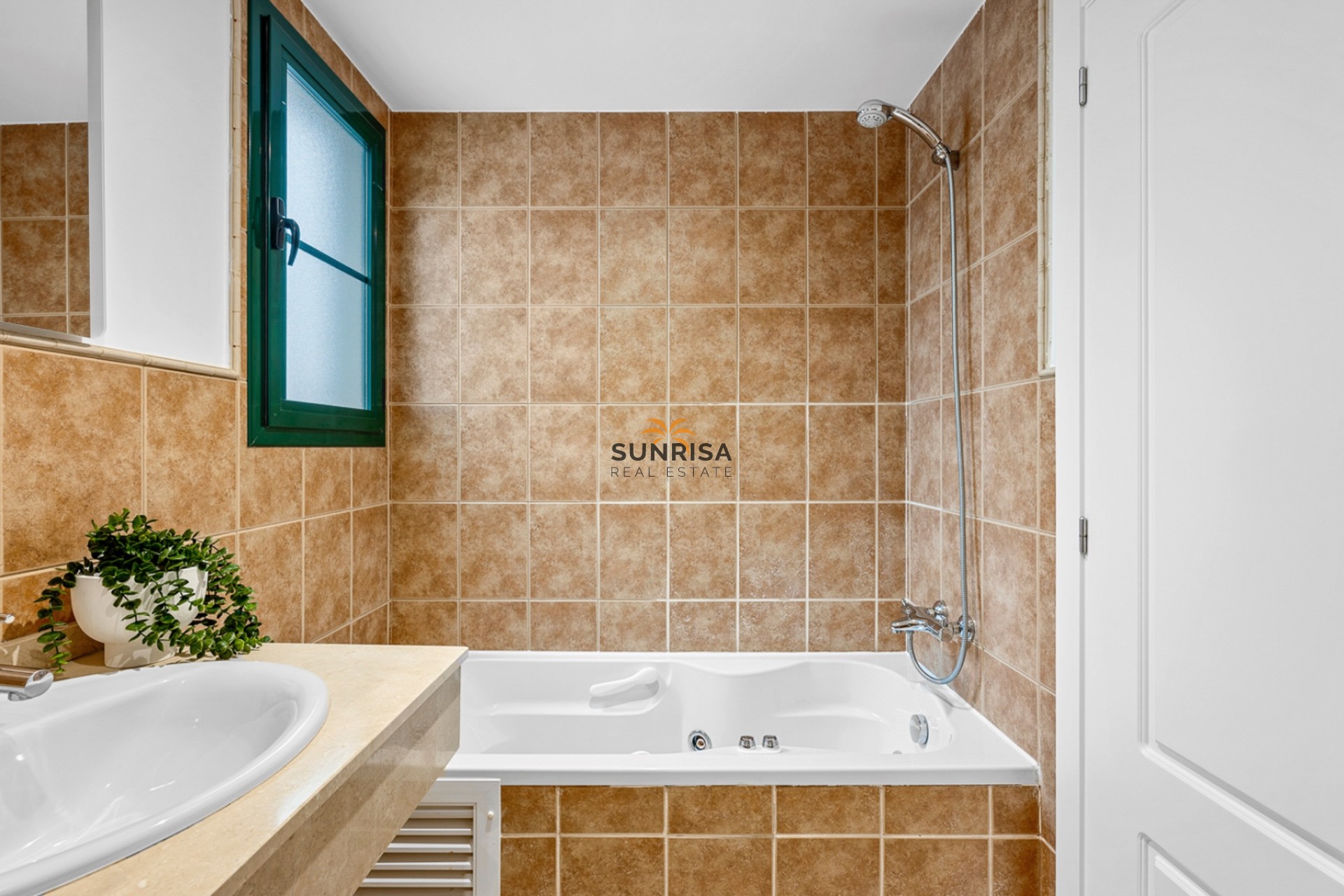 Resale - Apartment - Finestrat