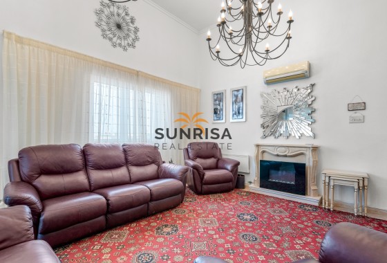 Villa · Resale - Ciudad Quesada - Rojales · Alicante · Spain